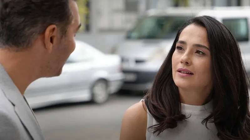 Ben Onun Annesiyim english